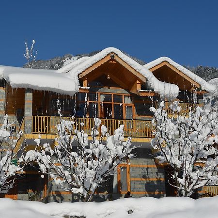 Gezellig Inn - Tree Hill Cottages & Kanyal Villas Manāli Buitenkant foto
