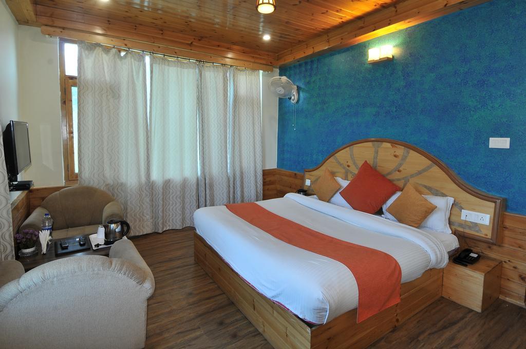 Gezellig Inn - Tree Hill Cottages & Kanyal Villas Manāli Buitenkant foto
